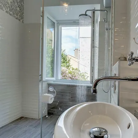 Bed and breakfast Old Town Deluxe 4*